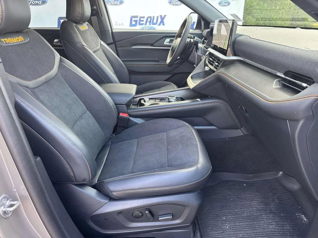 2026 Ford Explorer Tremor - Photo 30