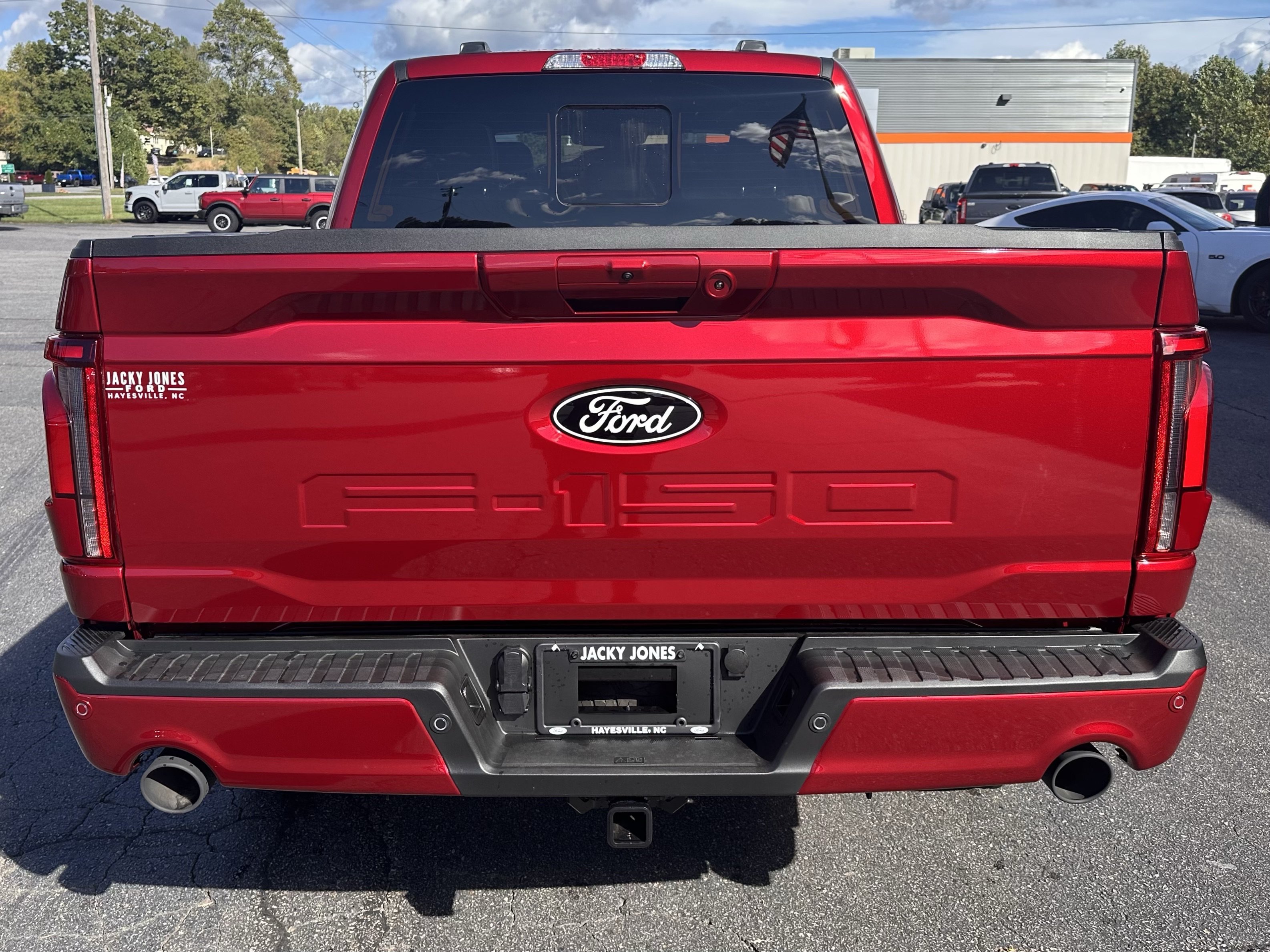 New 2026 Ruby Red Metallic Tinted Clearcoat Ford Lariat® image 7