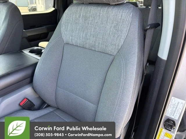 Used 2022 Silver Ford XLT image 24