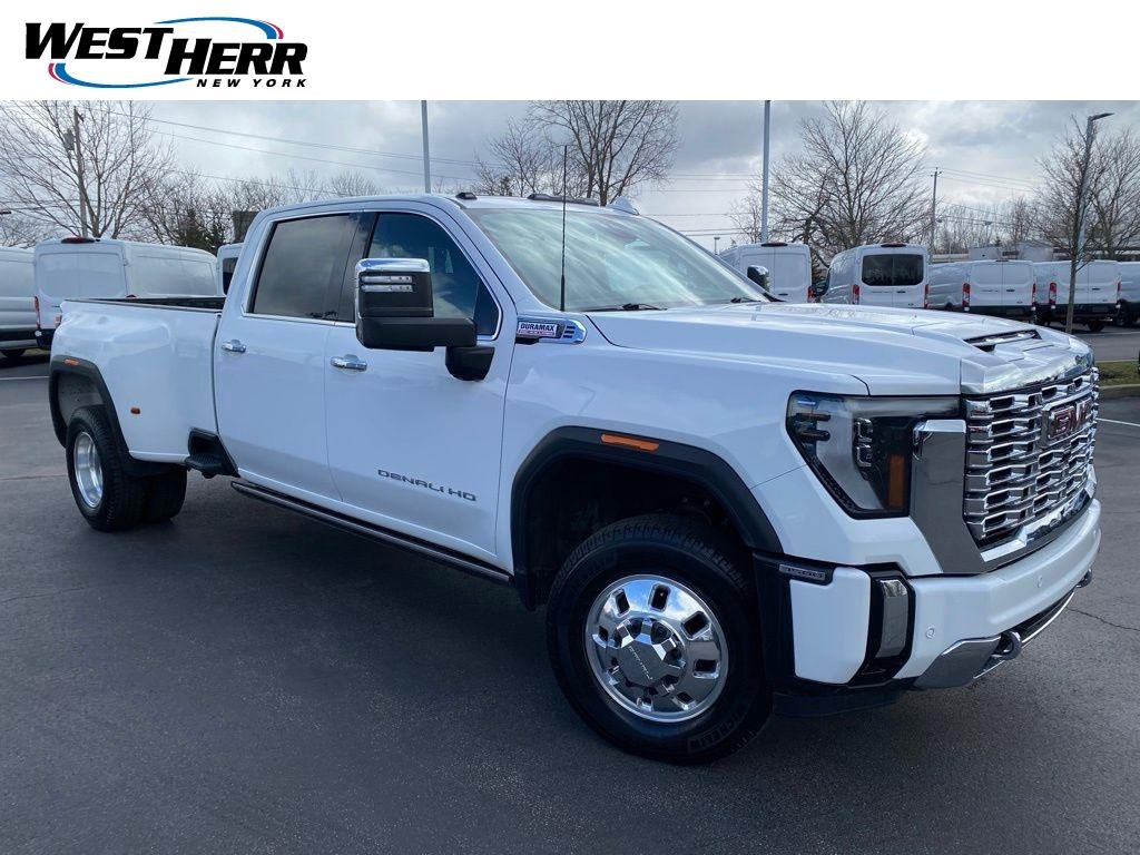 Used 2024 Summit White GMC Denali image 1