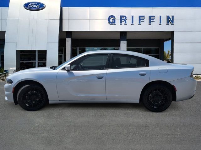 Used 2022  Dodge SXT image 10