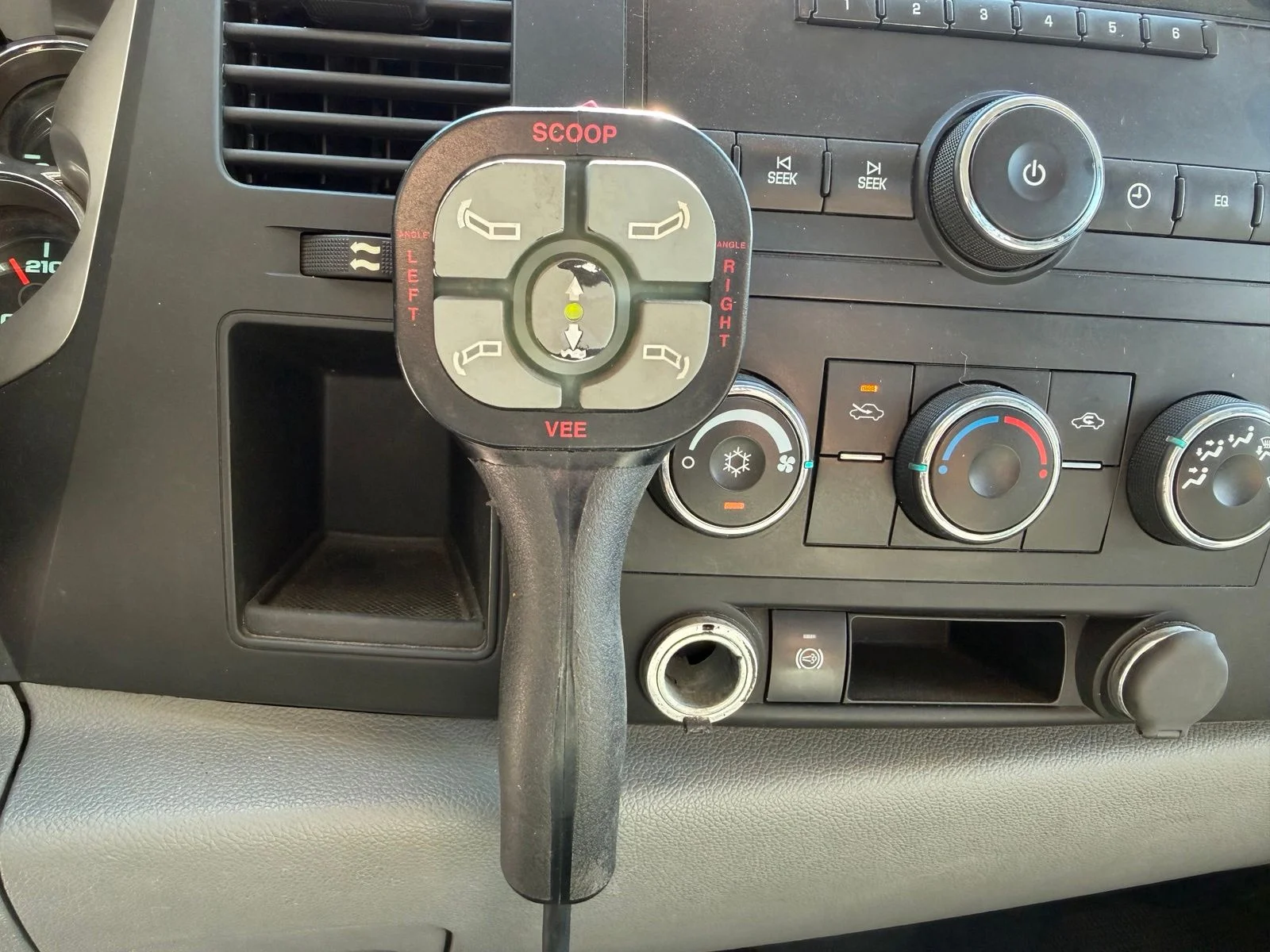 Used 2013 White Chevrolet Work Truck image 19