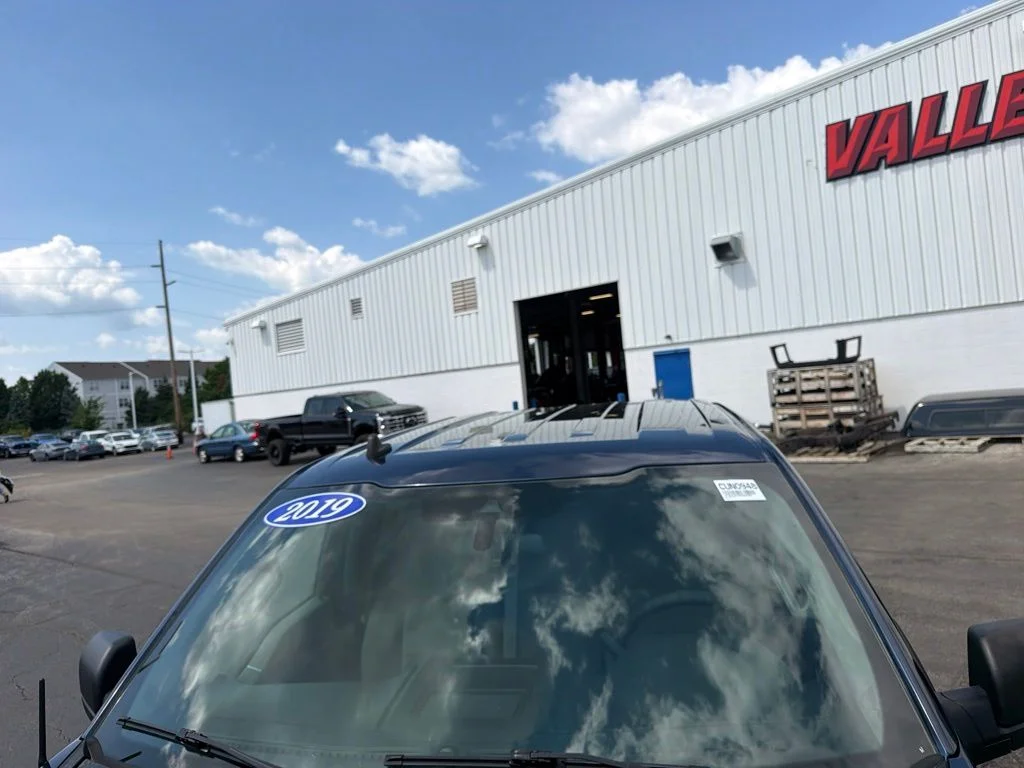 Certified Used 2019 Blue Jeans Metallic Ford XLT image 17