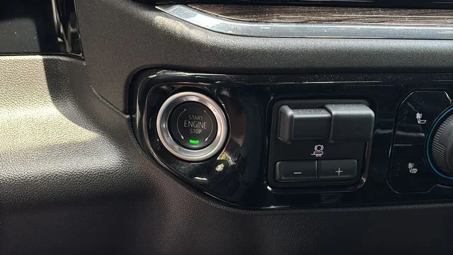 Used 2024 White Chevrolet LT Trail Boss image 30