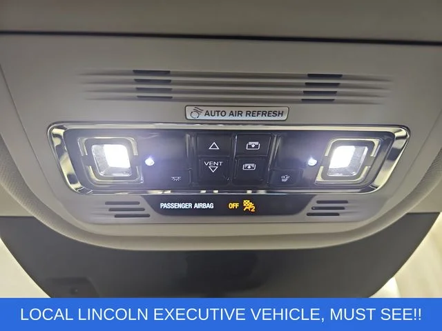 Used 2025 Blue Lincoln Reserve image 24