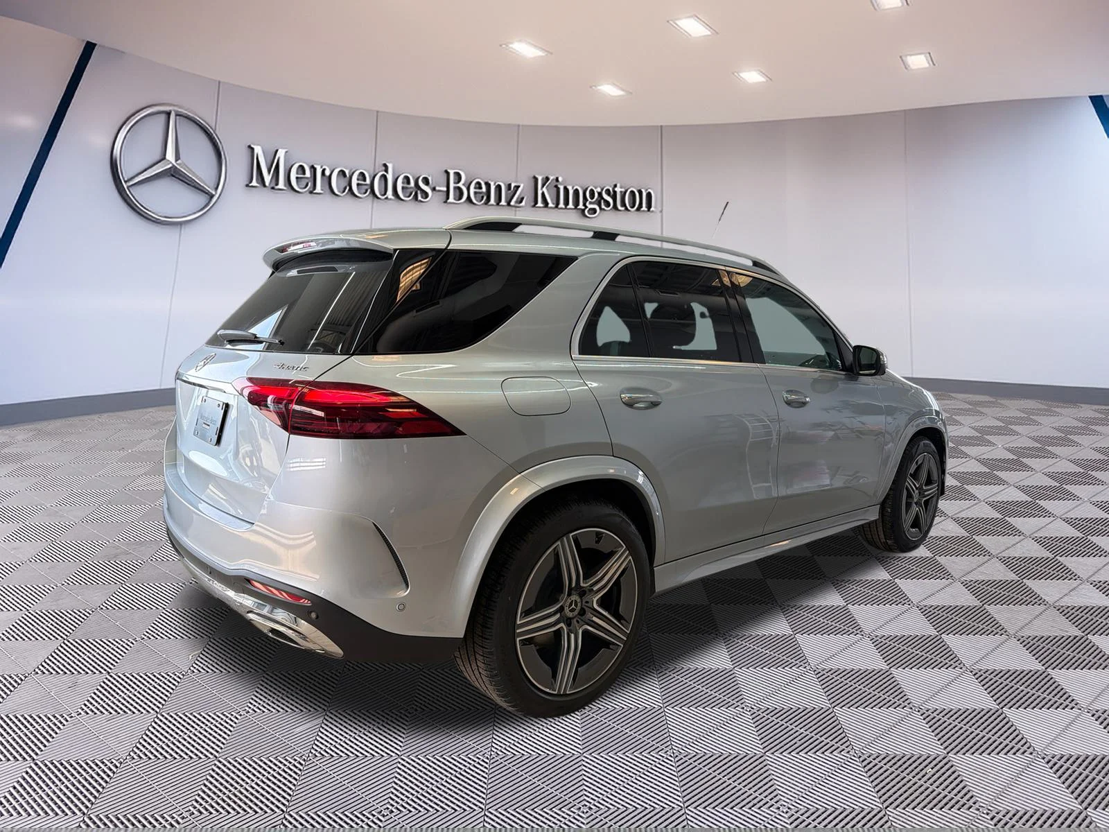 New 2026 Silver Mercedes-Benz GLE 350 4MATIC SUV image 5