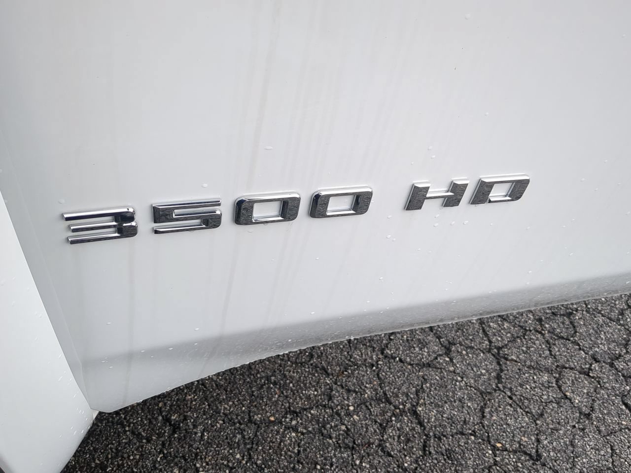 New 2025 Summit White Chevrolet Work Truck image 30
