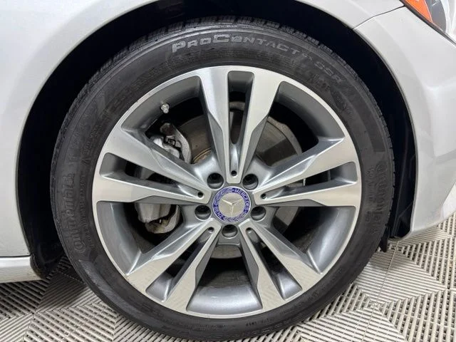 Used 2017 Silver Mercedes-Benz C 300 image 24