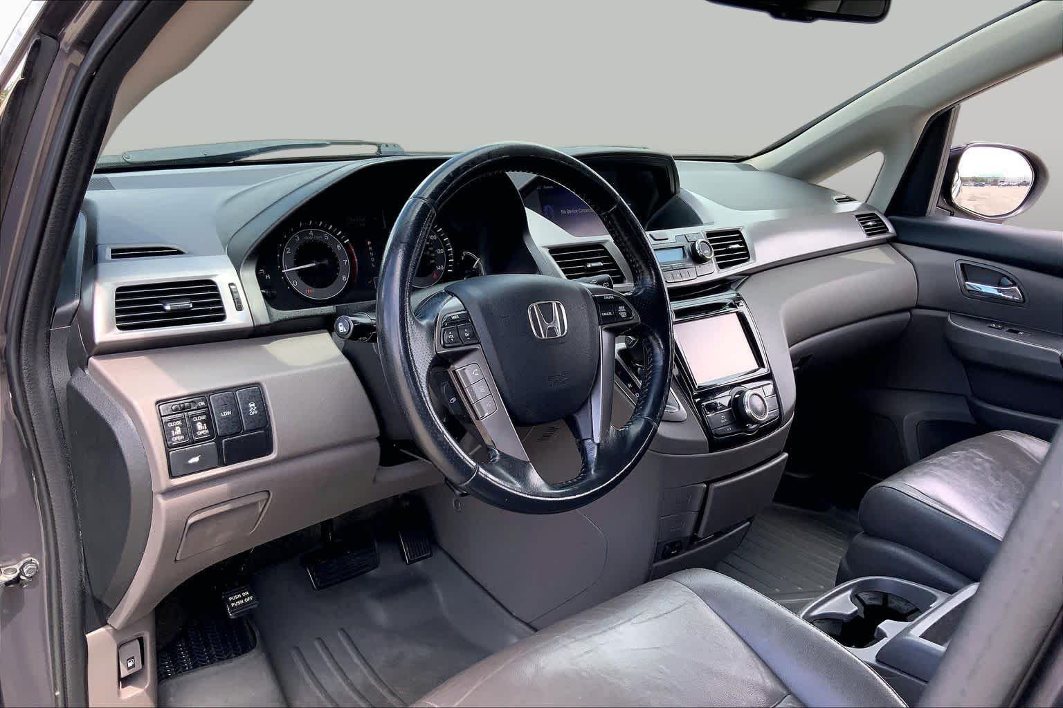 Used 2016  Honda EX-L image 17
