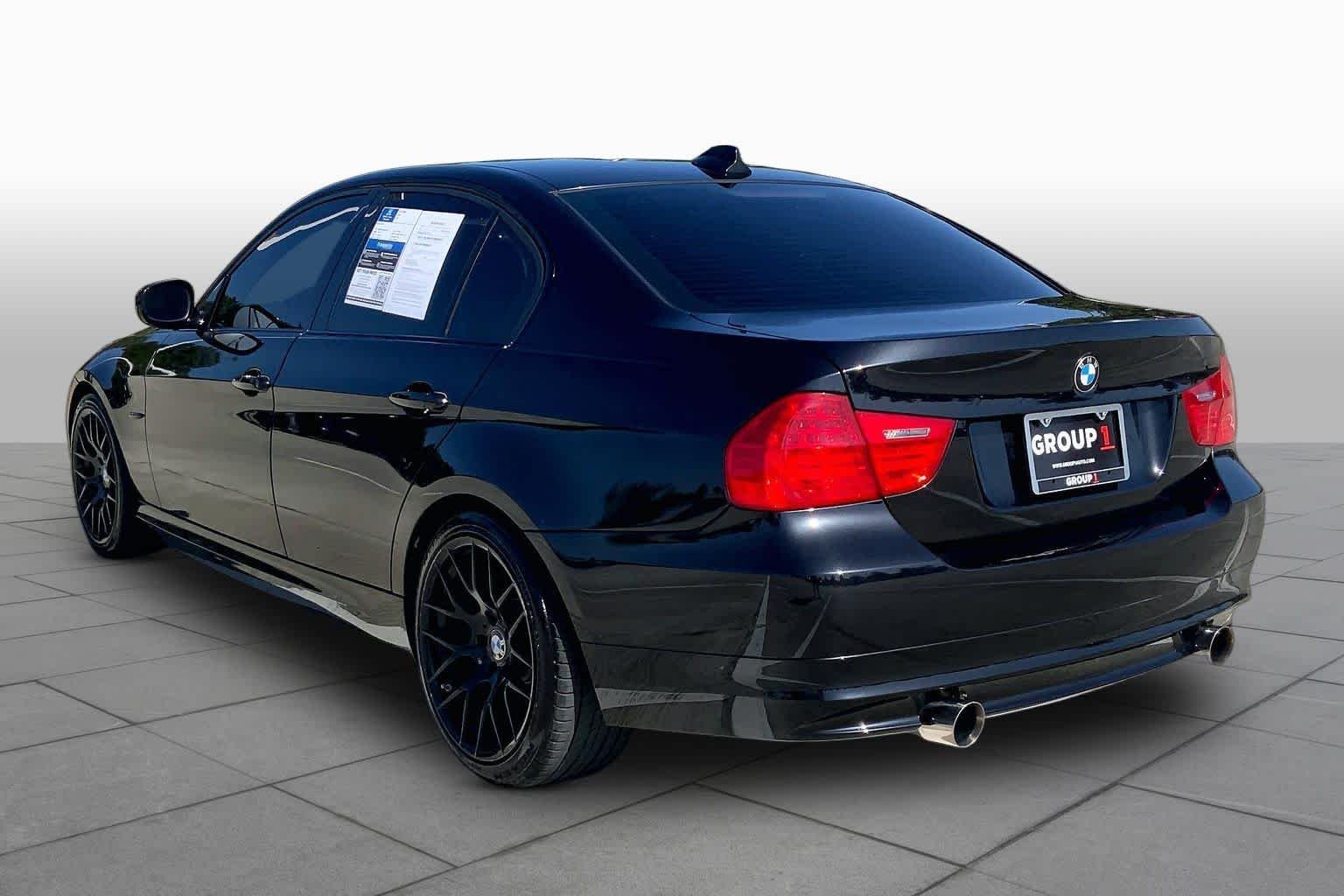 Used 2011 Jet Black BMW 335i image 11