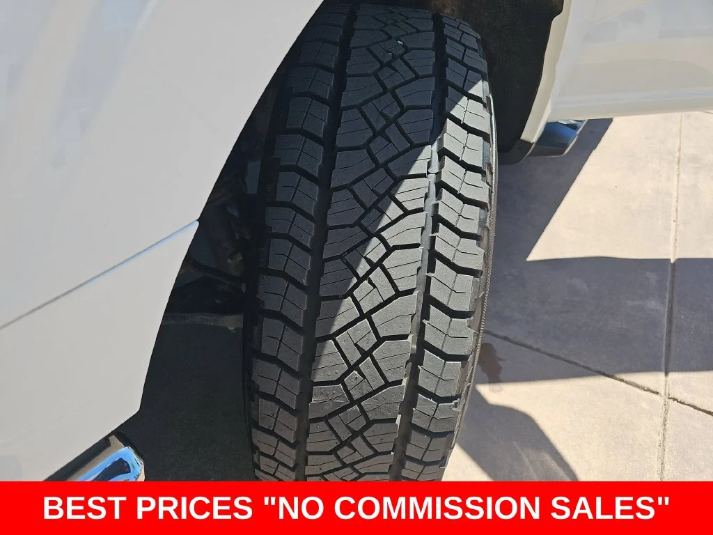 Used 2022 White Ford XLT image 34