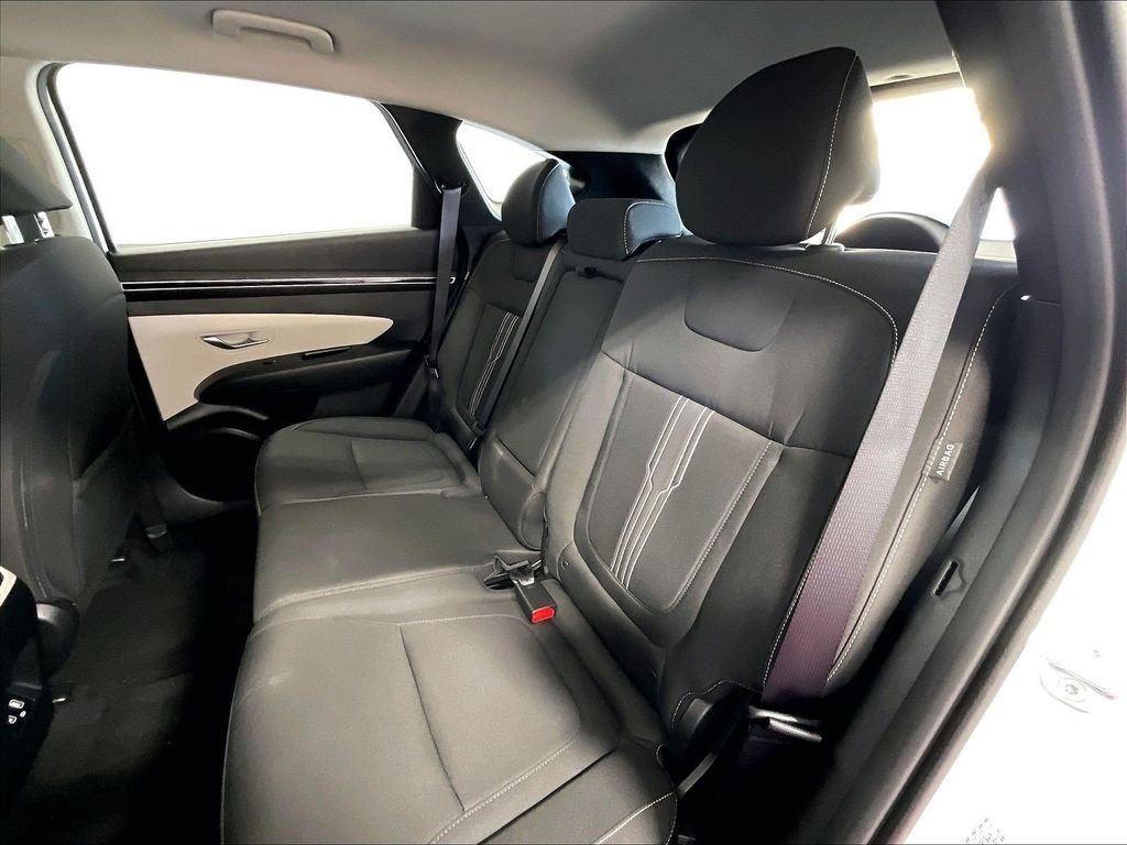Used 2024 White Hyundai SEL image 15