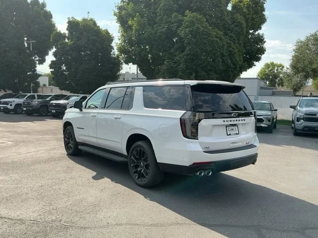 2025 Chevrolet Suburban RST - Photo 6