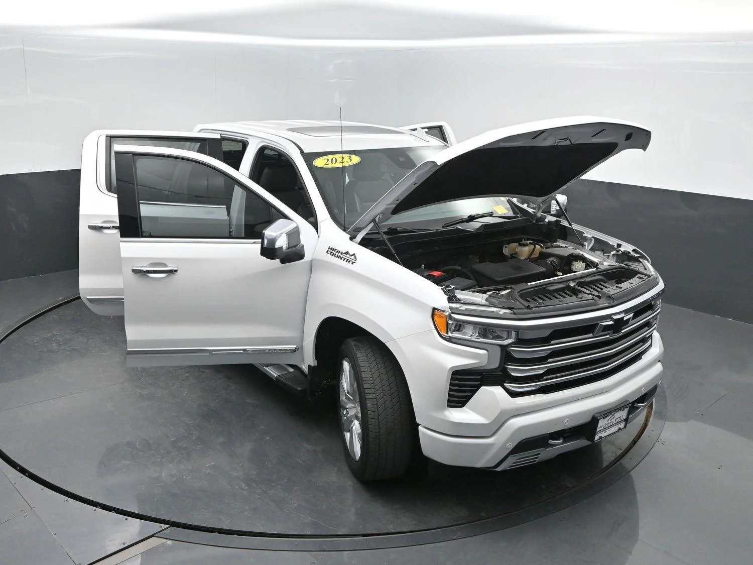 Used 2023 Iridescent Pearl Tricoat Chevrolet High Country image 50