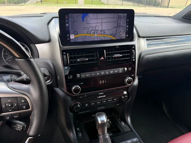 Used 2023 White Lexus 460 image 19