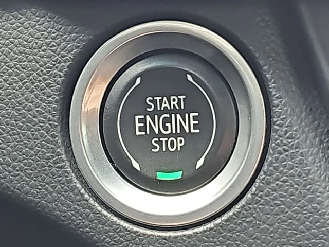 Used 2023 Red Cadillac Sport image 18