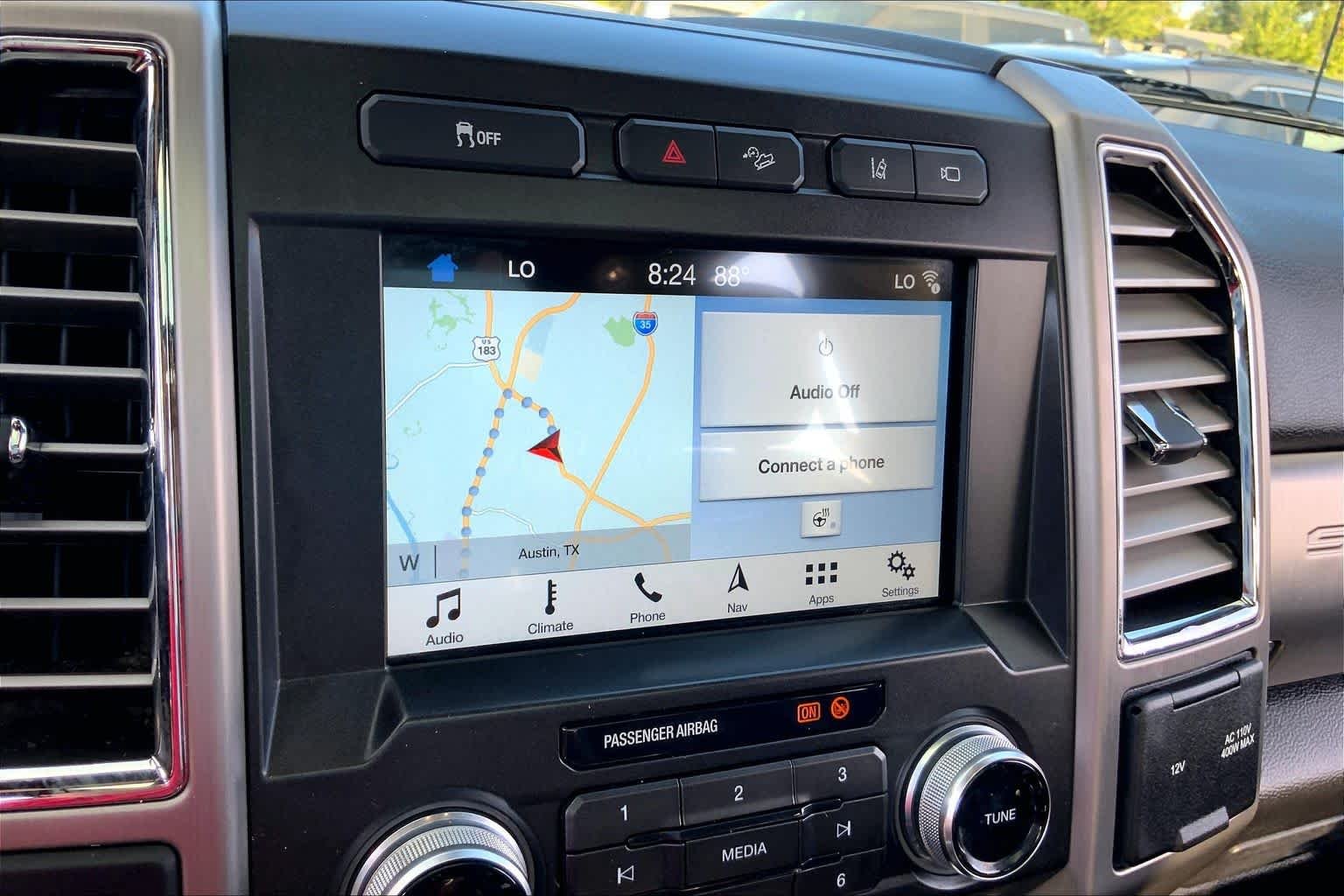 Used 2018 Ingot Silver Metallic Ford Platinum image 32