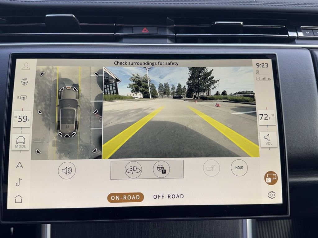 New 2026 Eiger Grey Land Rover SE image 15