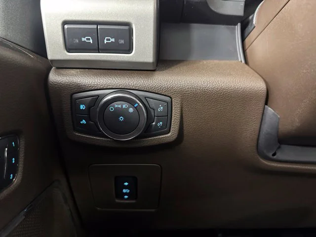 Used 2017 Blue Ford King Ranch image 19