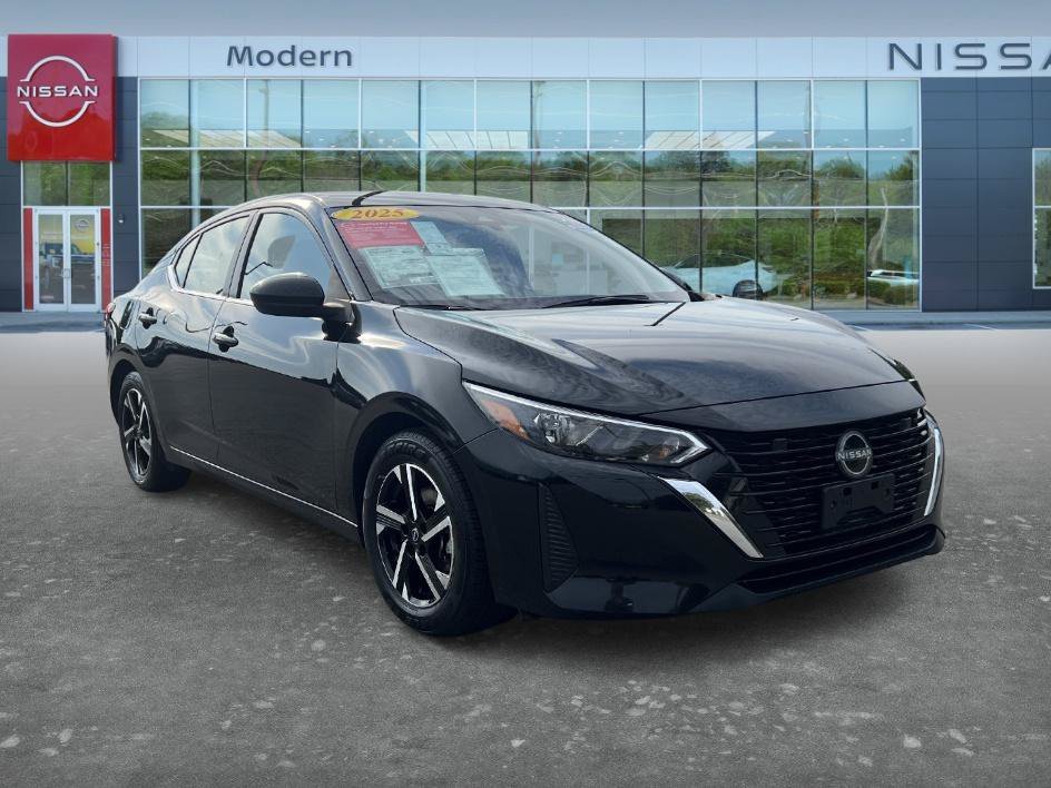 Used 2025 Super Black Nissan SV image 3
