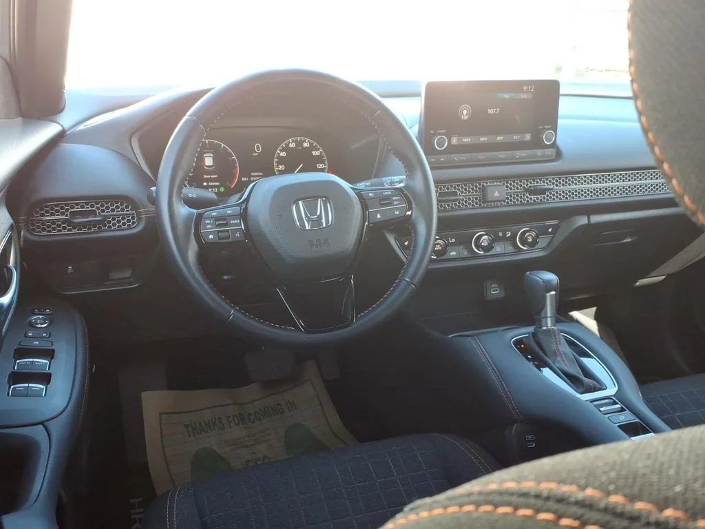 Used 2025 Urban Gray Pearl Honda Sport image 8