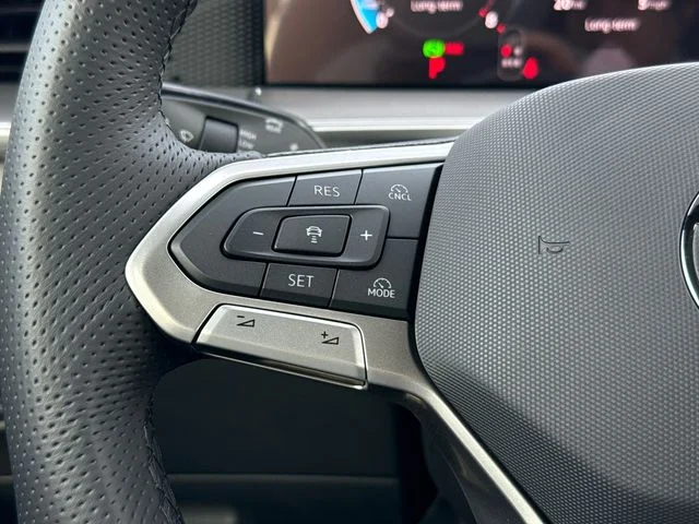 2026 Volkswagen Tiguan SE R-LINE BLACK - Photo 37