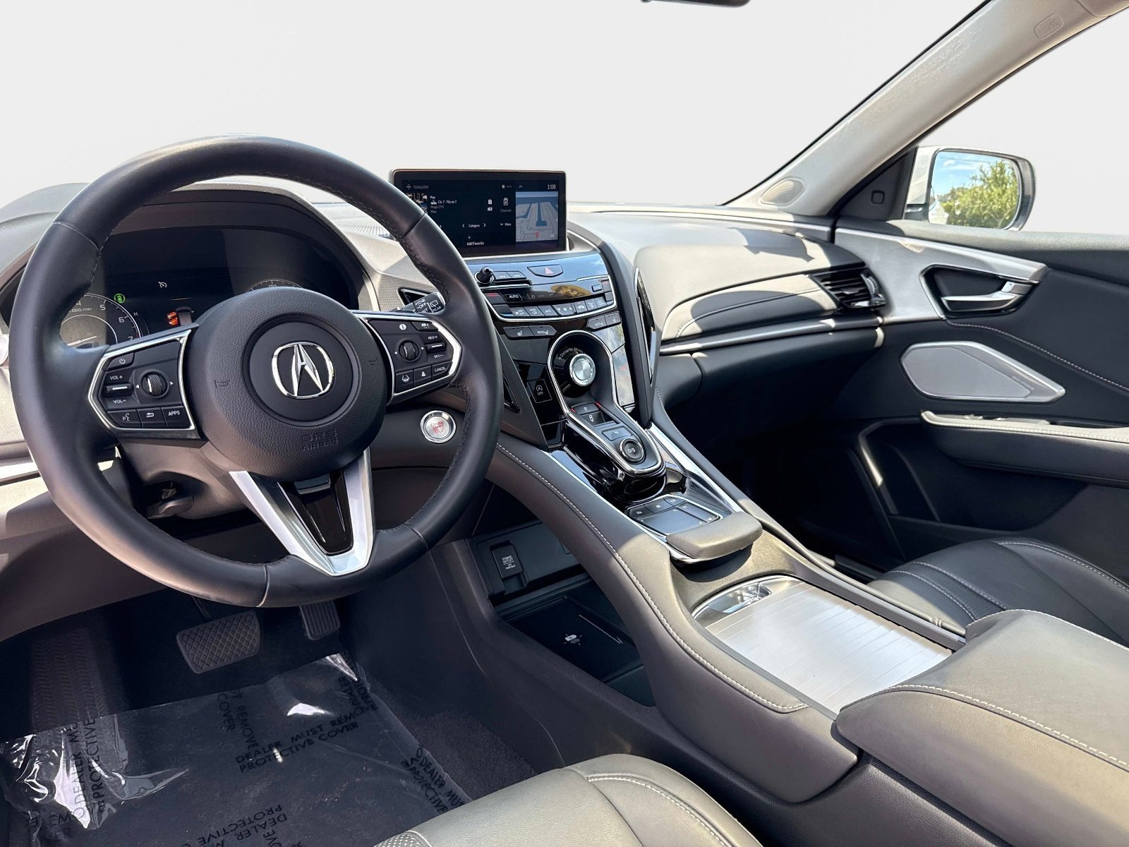 Used 2023  Acura w/Technology Package image 15