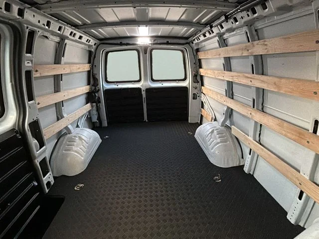 Used 2024 White Chevrolet Work Van image 18