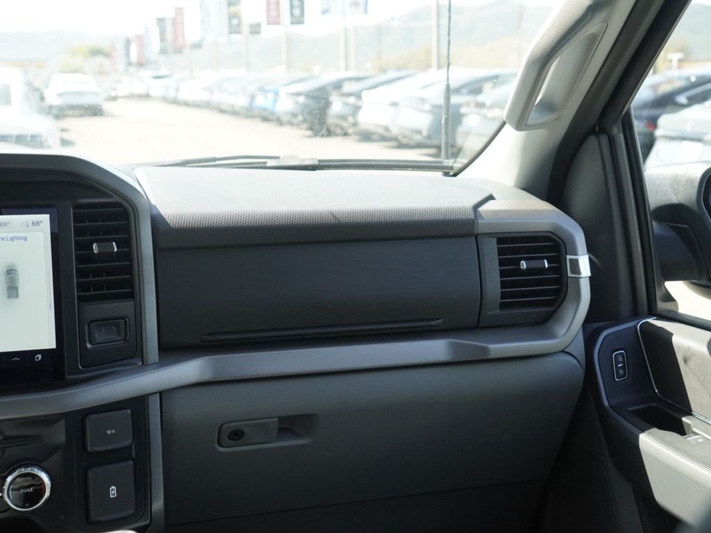Used 2025 Silver Ford XLT image 20