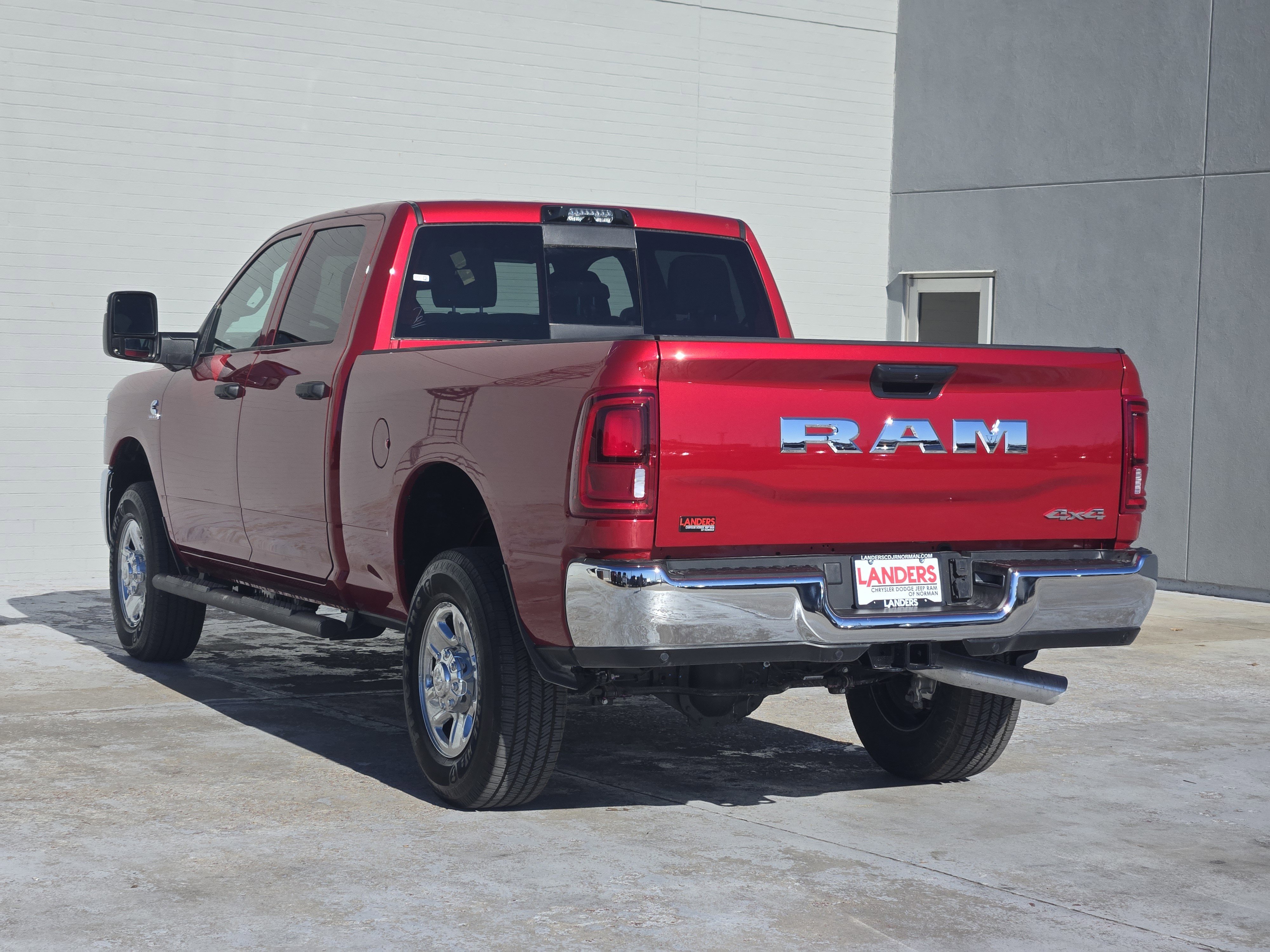 New 2026 Molten Red Pearl-Coat Exterior Paint RAM Tradesman image 3