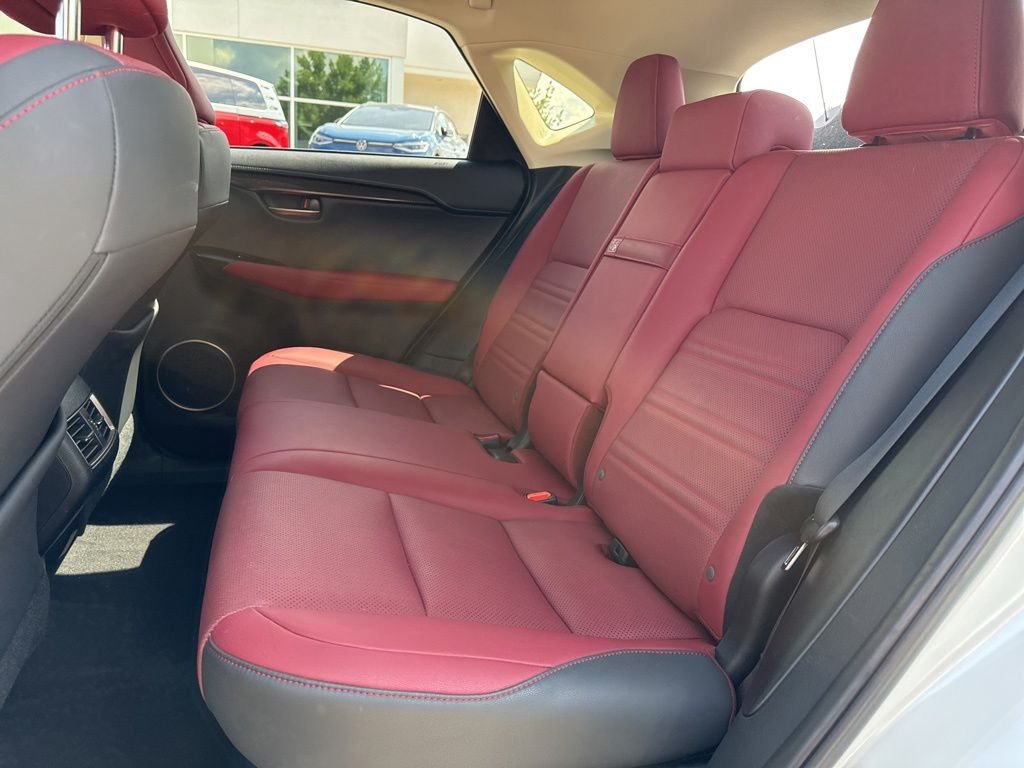 Used 2020 White Pearl Lexus 300 Base image 23