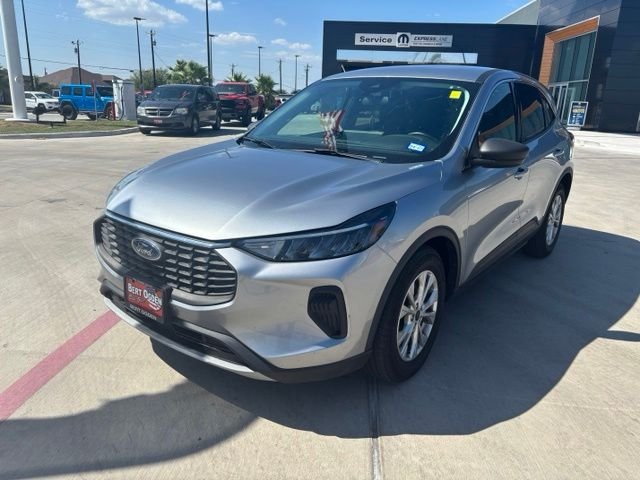 Used 2024 Silver Ford Active image 3