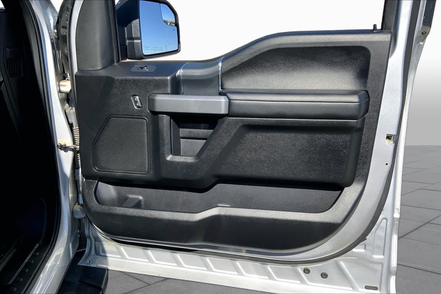 Used 2018 Ingot Silver Metallic Ford XLT image 23