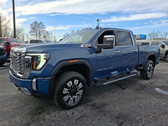 New 2026 GMC Sierra 2500 HD Denali Crew Cab in York #747380 | Jack
