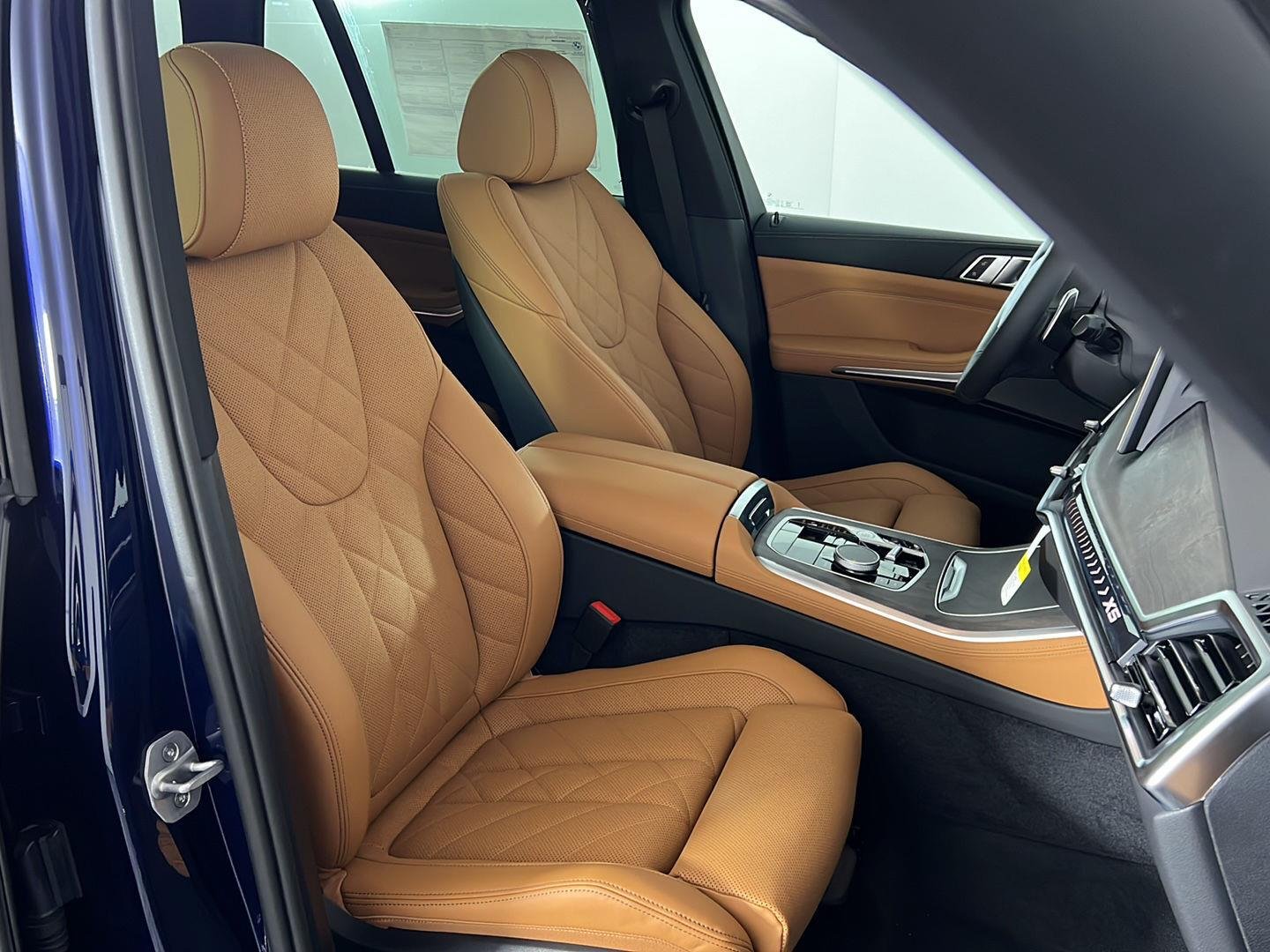 New 2026 Tanzanite Blue II Metallic BMW xDrive40i image 27
