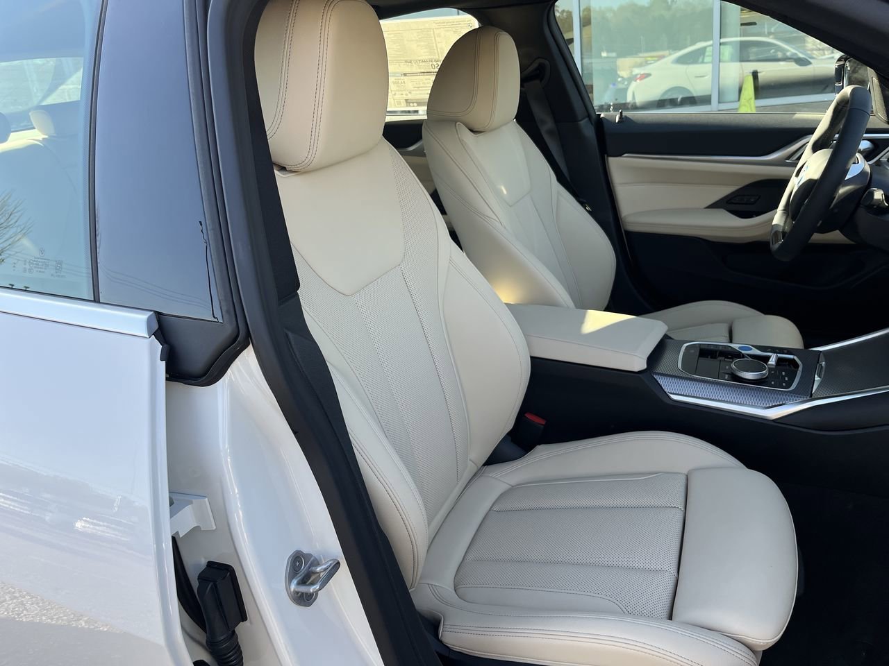 Used 2026 Alpine White BMW eDrive40 image 37