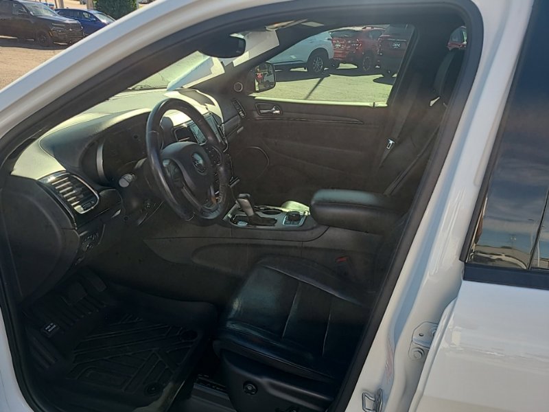 Used 2019 White Jeep High Altitude image 13