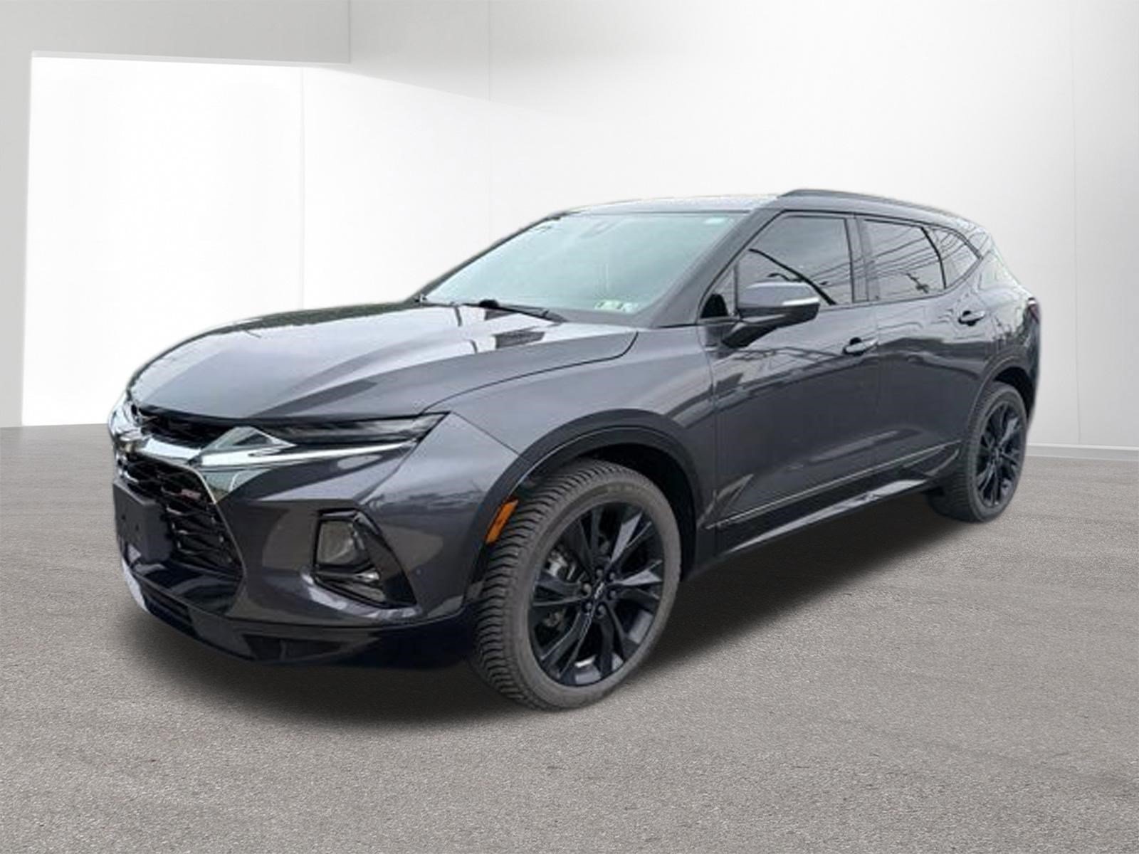 Used 2021 Iron Gray Metallic Chevrolet RS image 2