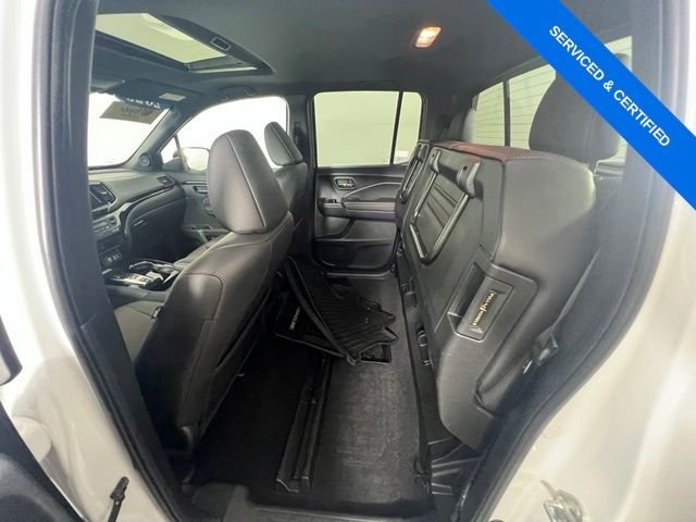 Used 2023 Platinum White Pearl Honda Black Edition image 35