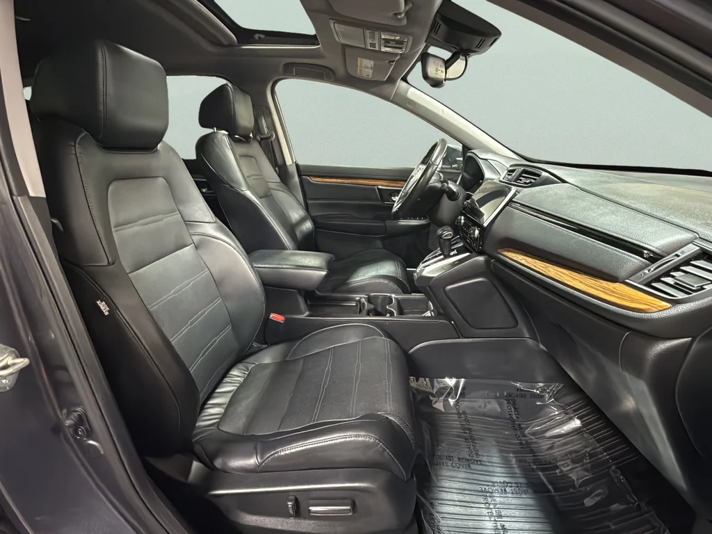 Used 2019 Gray Honda EX-L image 19