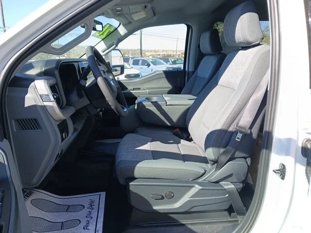 New 2026 Oxford White Ford F-350® XLT image 10