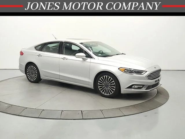 Used 2018 Silver Ford Titanium image 1