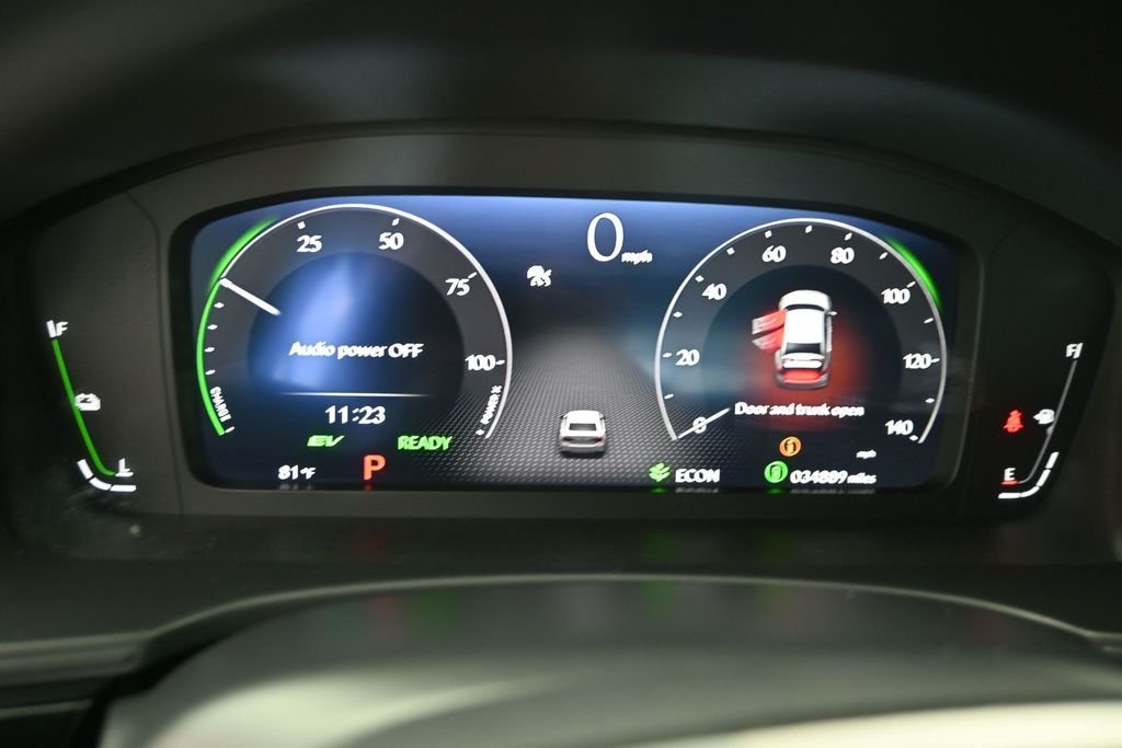 Used 2025 White Honda Sport image 17