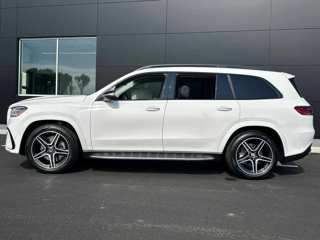 New 2026 Polar White Mercedes-Benz GLS 450 image 4