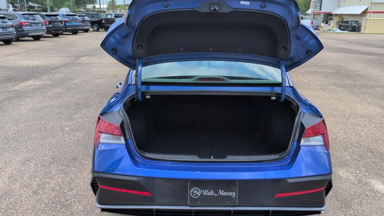 Used 2025 Intense Blue Hyundai SEL Convenience image 5