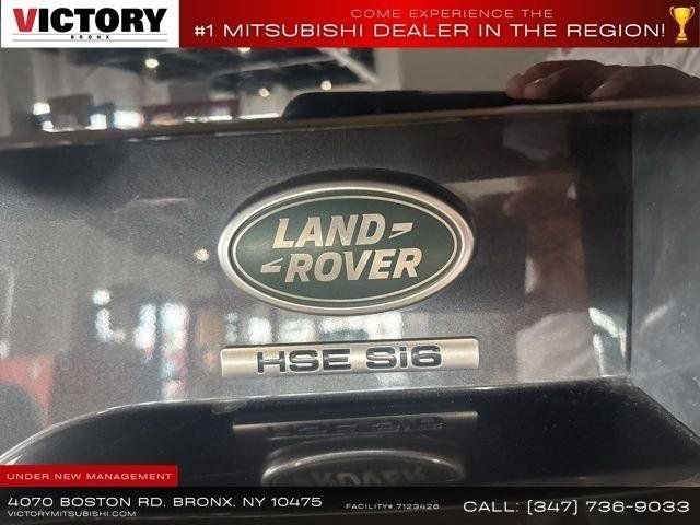 Used 2018 Gray Land Rover HSE image 23