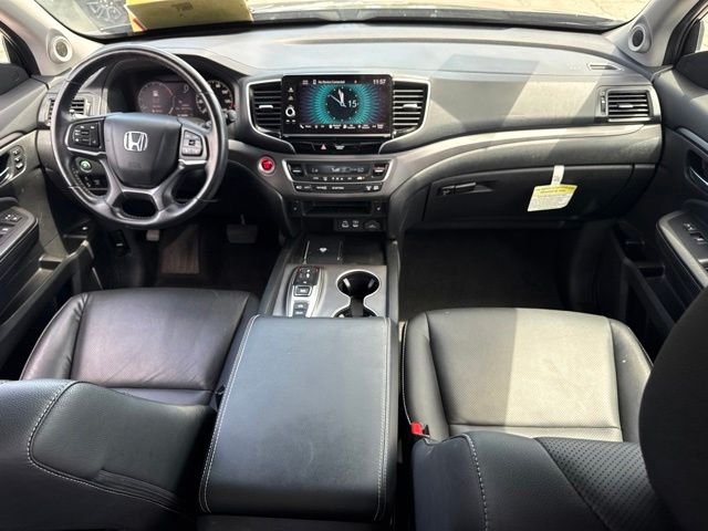 Used 2025 Black Honda RTL image 16