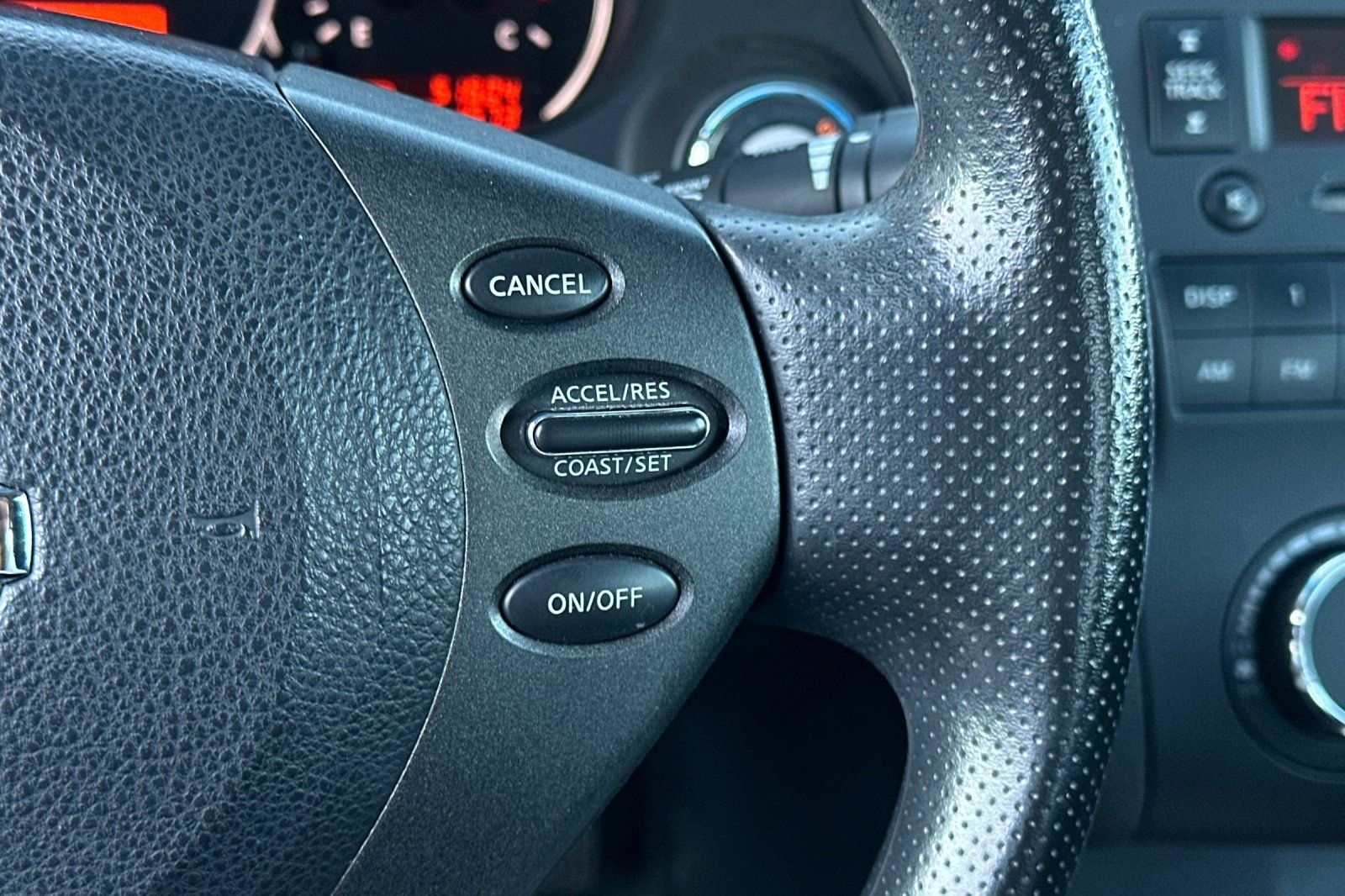 Used 2012 White Nissan 2.5 S image 29