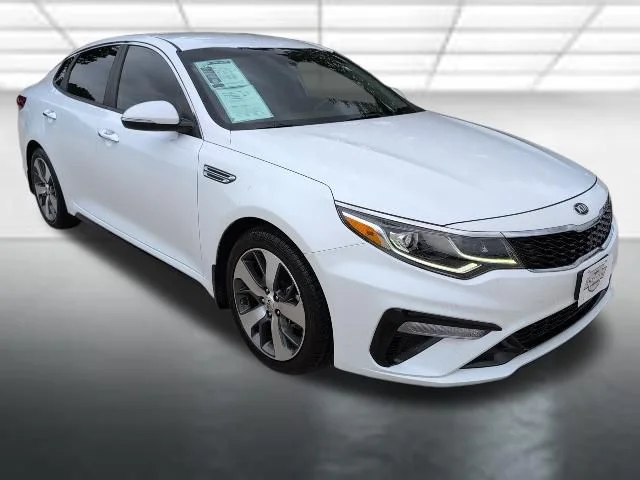 2020 Kia Optima S AT's photo