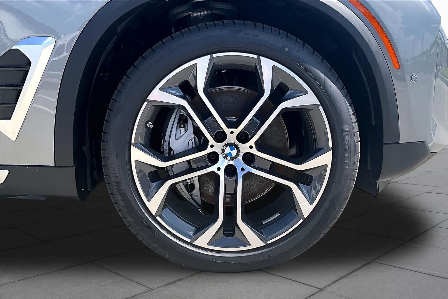 Used 2026 Skyscraper Grey Metallic BMW xDrive50e image 10